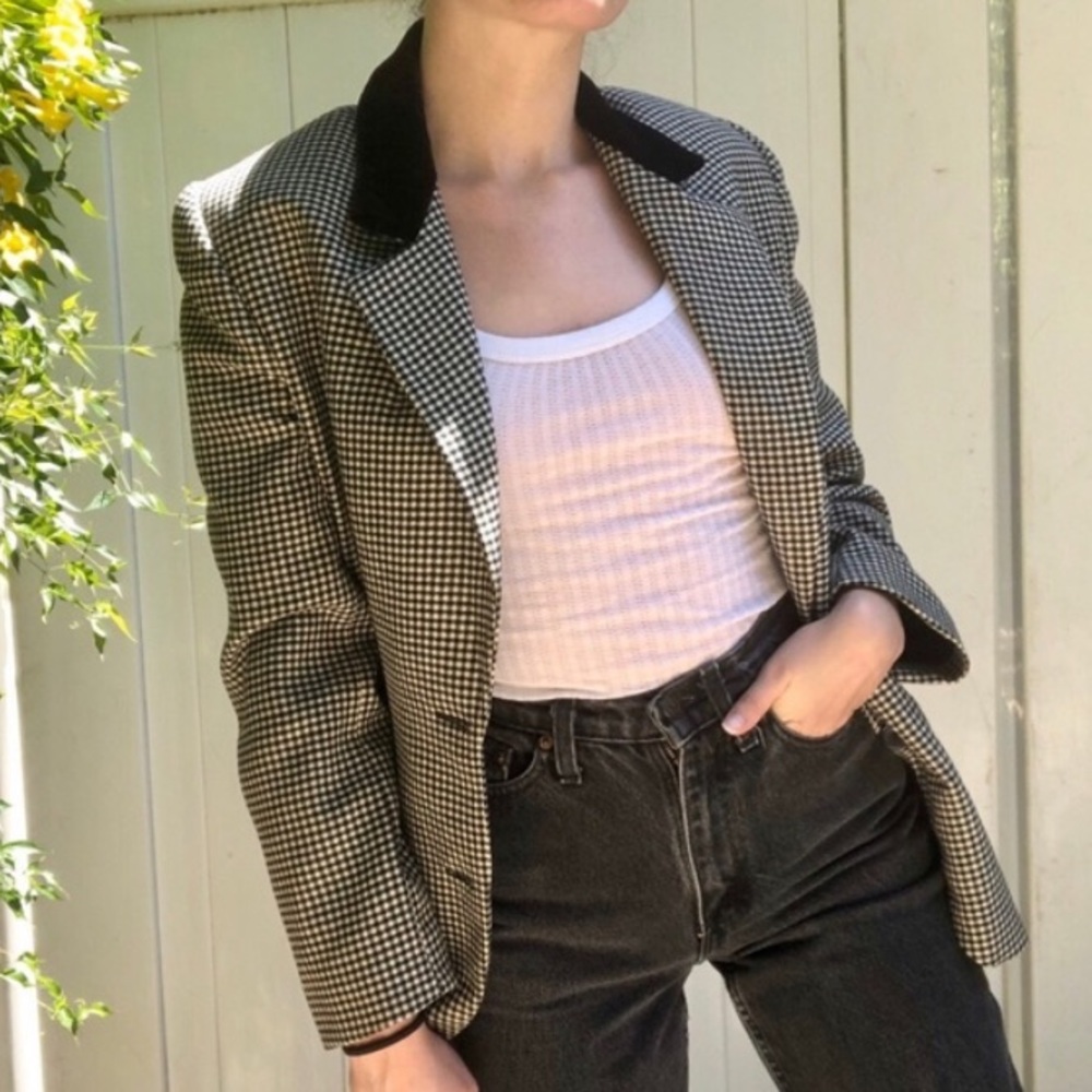 Vintage Designer Wool Houndstooth Blazer w/ Velvet